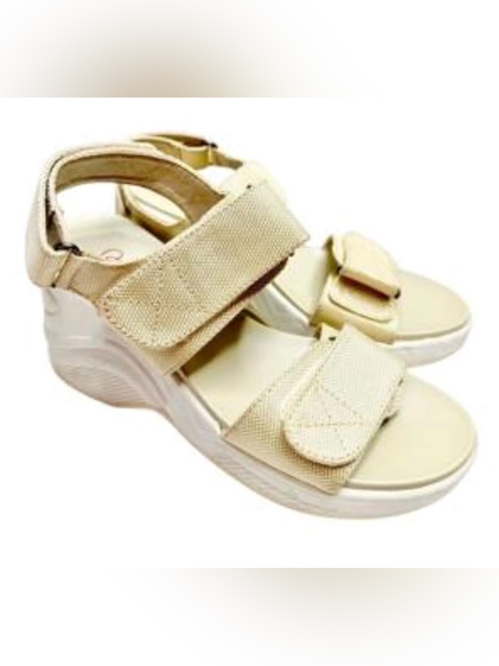 Blondo Women's Waterproof Marylee Wedge Sandal, size 8M. EUC